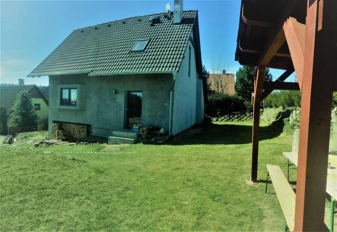 Chata U Rybnika Msecke Zehrovice Exterior photo